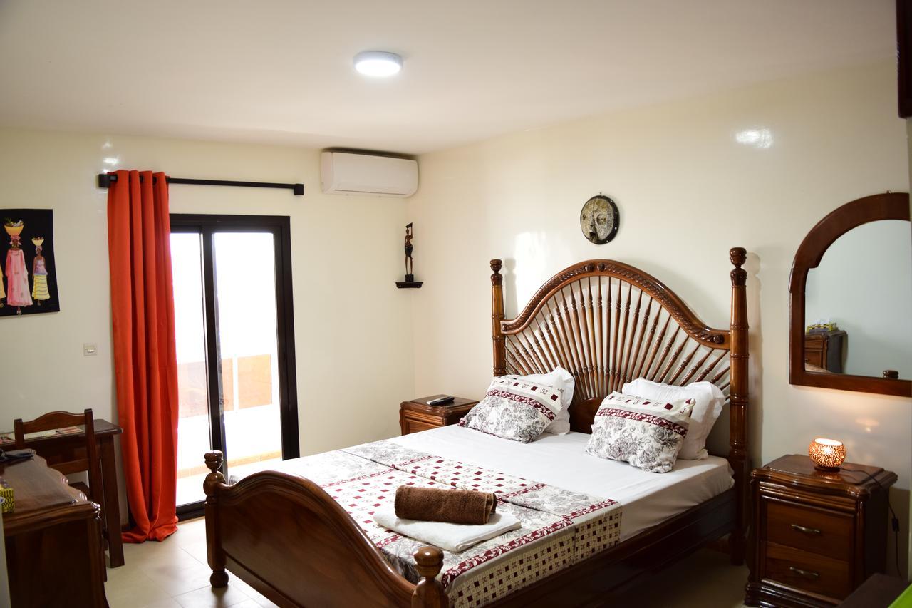 Hotel Residence Kakatar Dakar Bagian luar foto
