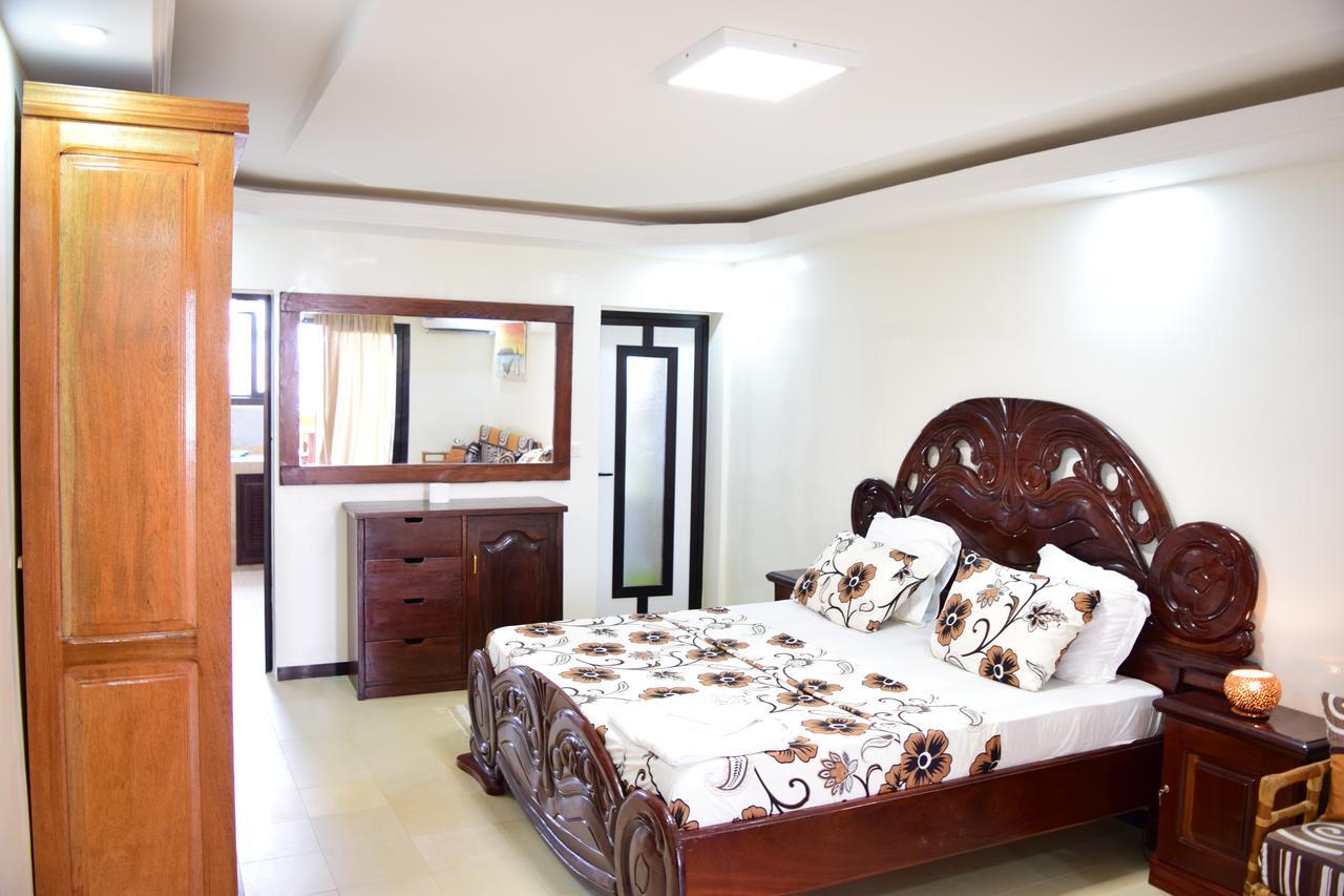 Hotel Residence Kakatar Dakar Bagian luar foto