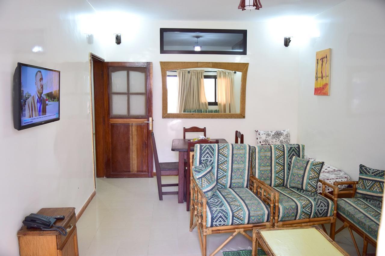 Hotel Residence Kakatar Dakar Bagian luar foto